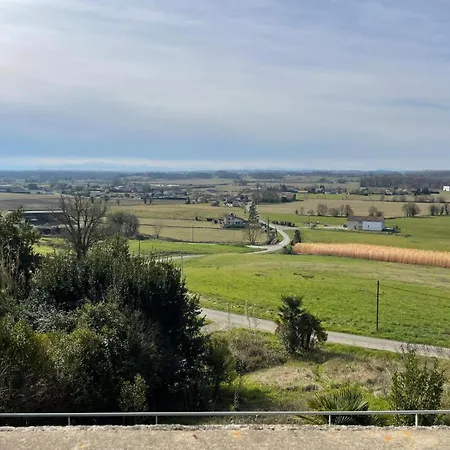 Boisset, Grande Maison Familiale Avec Vue Sur Les Pyrenees بيت للعطل *