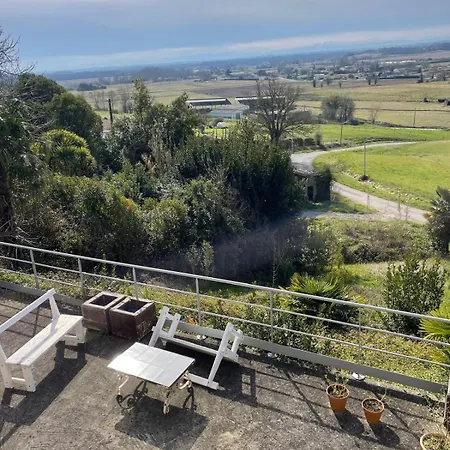 Boisset, Grande Maison Familiale Avec Vue Sur Les Pyrenees بيت للعطل
